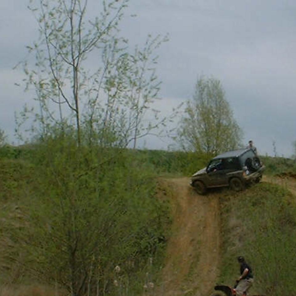 169.JPG