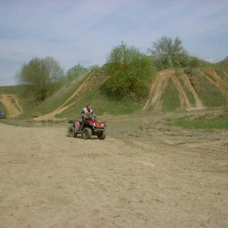 208.JPG