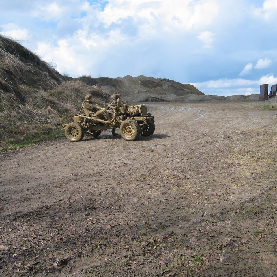 103.jpg