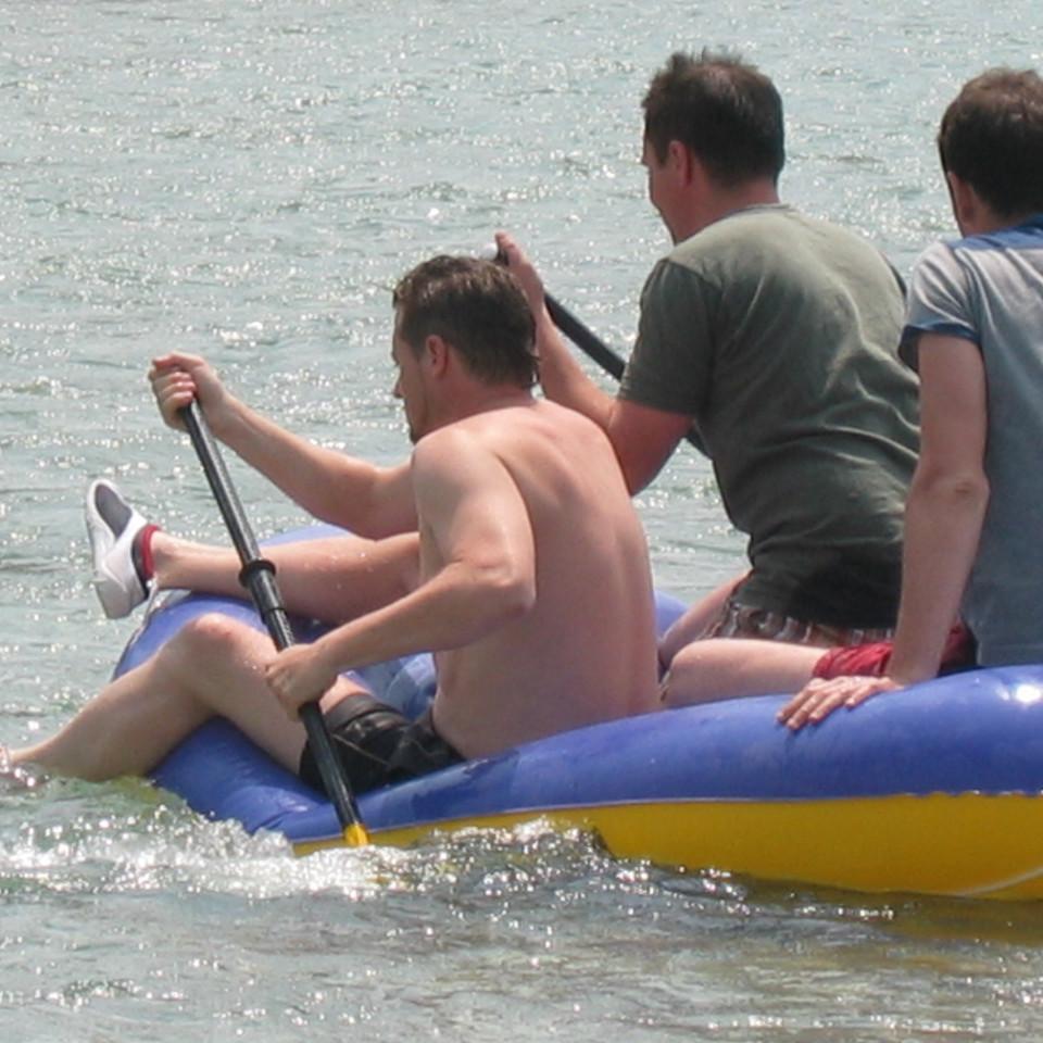 102.jpg