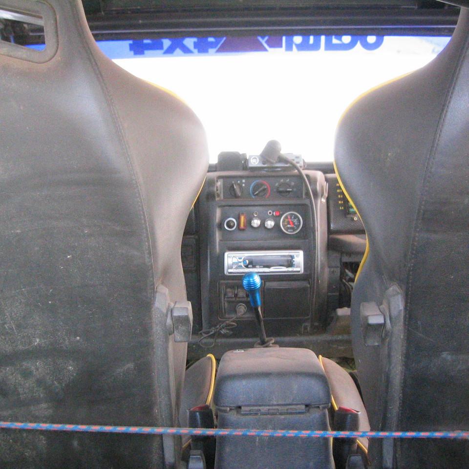225.JPG