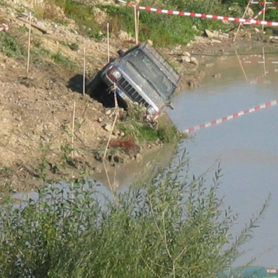 145.jpg