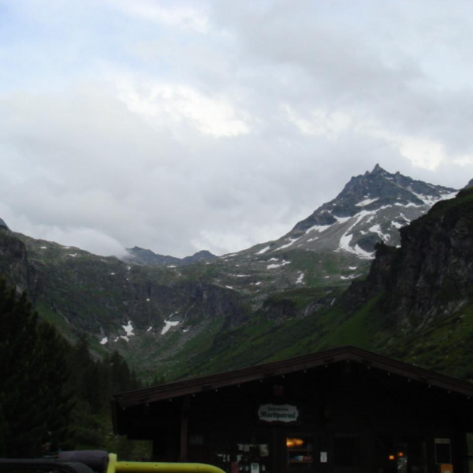 145.JPG