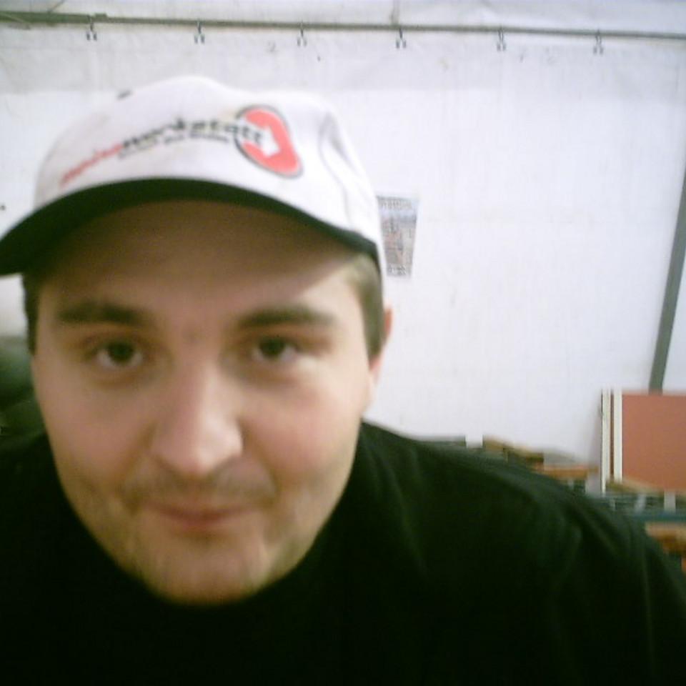 145.jpg