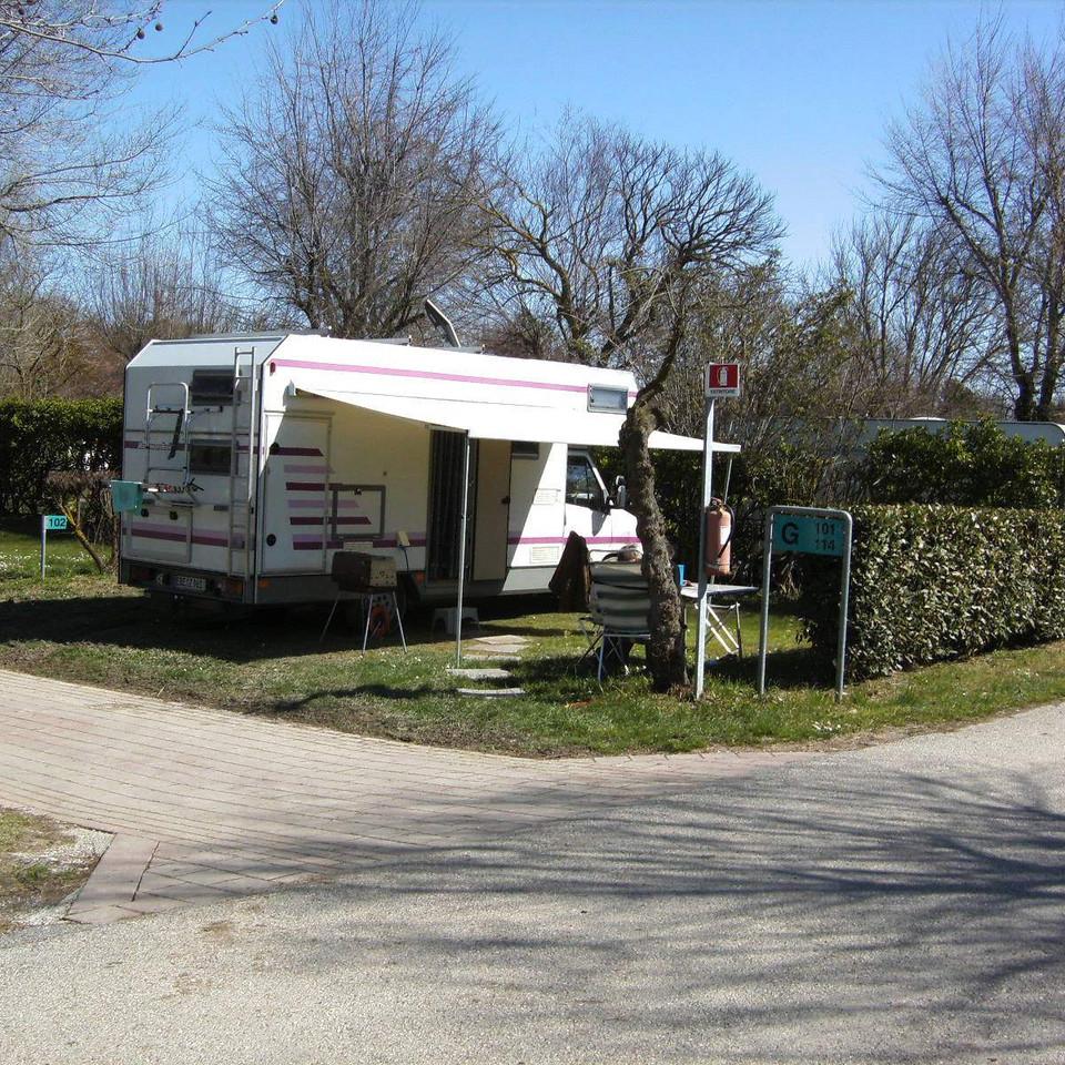 106.JPG