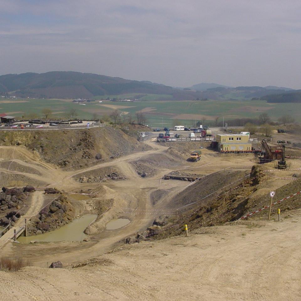 228.JPG