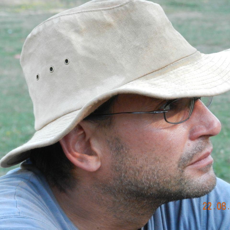 221.jpg